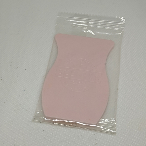 {Free w/ Bundle} Scentsy Scent Sample NWT - Picture 2 of 3